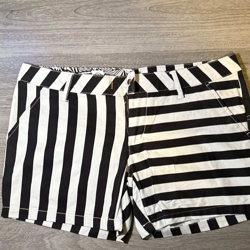 Volcom Black and White Striped Women Shorts